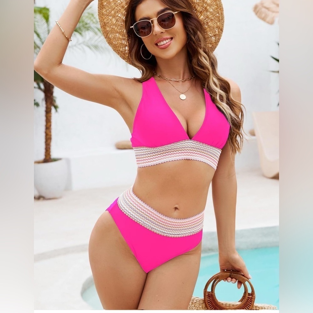 High Waisted Bikini 
 Tummy Control Swimsuit 
2 Piece Color Block Bathing Suit